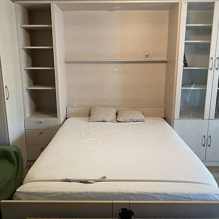 Apartment Coquet Avec Piscine - 2 Pers. - Fr-1-874-46